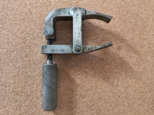 SAAB 90, 99 & 900 (8-Valve) Tappet Lifter & Valve Measuring Special Tool